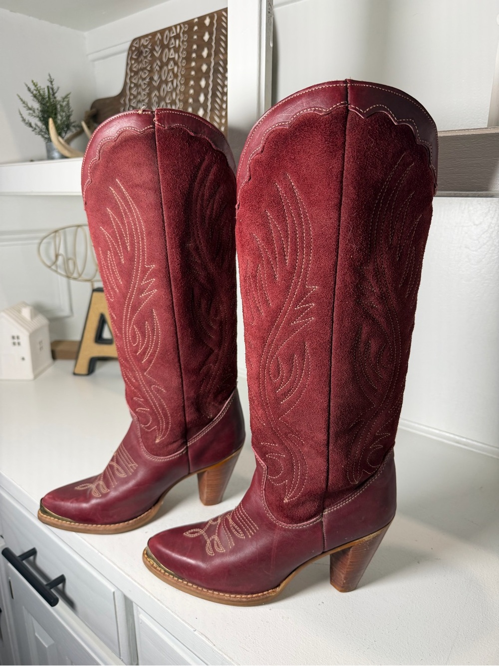 Zodiac Womens 8M Burgundy Suede Leather Cowboy Boots Tall Western Metal Toe